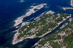 Telos Island, Snug Harbour Carling Township - Country homes for sale and luxury real estate including horse farms and property in the Caledon and King City areas near Toronto